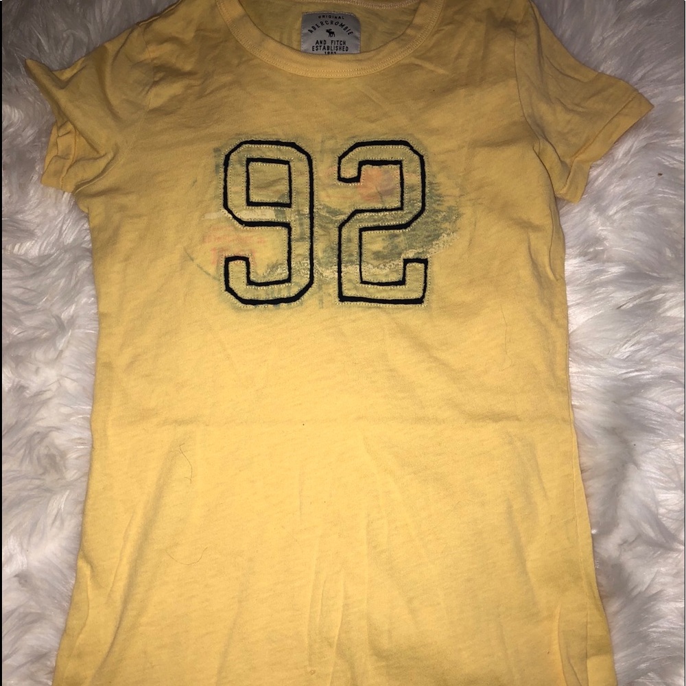 Yellow Abercrombie & Fitch t-shirt